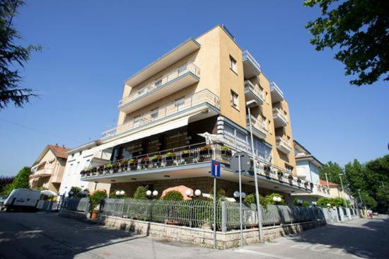 Hotel Luca *
